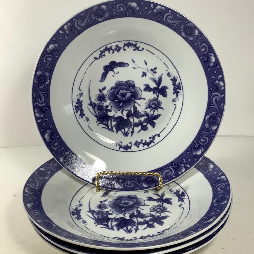 Formalities By Baum Brothers 8” Soup bowl Blue Rose Collection EUC